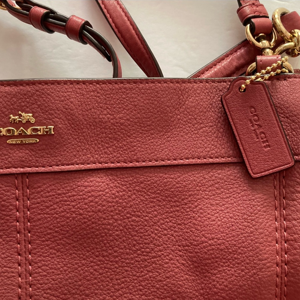 Coach Red Leather Shoulder/Crossbody Bag with Gold Accents magnetic snap closure - Picture 2 of 12